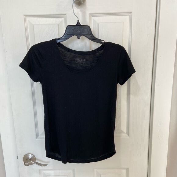 Mudd Plain Black Tee - Picture 4 of 5
